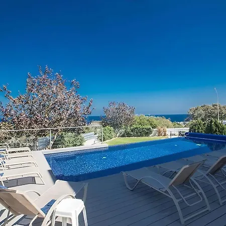 Villa Chloe Aq Cv614 * Protarász