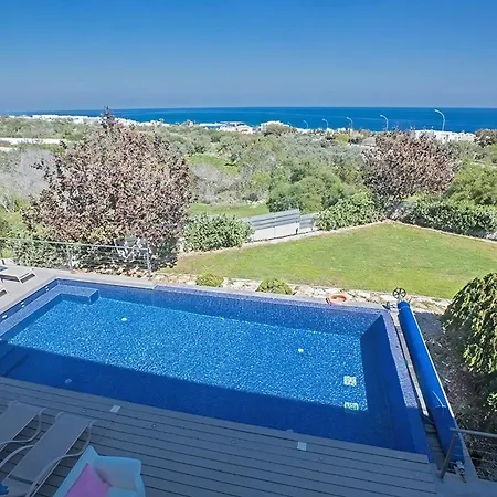 Willa Kono Sunshine - Luxury 4 Bedroom Cape Greco - Close To With Panoramic Views *